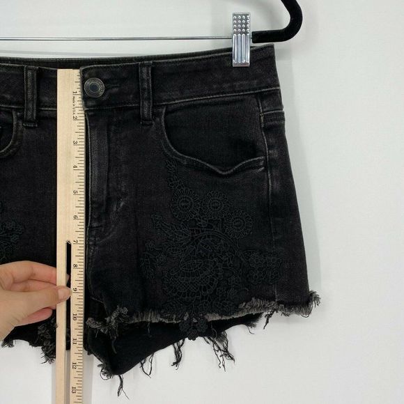 American Eagle Lace Cutoff Jean Short Women Size 4 High Rise Stretch Denim Black - Picture 10 of 11